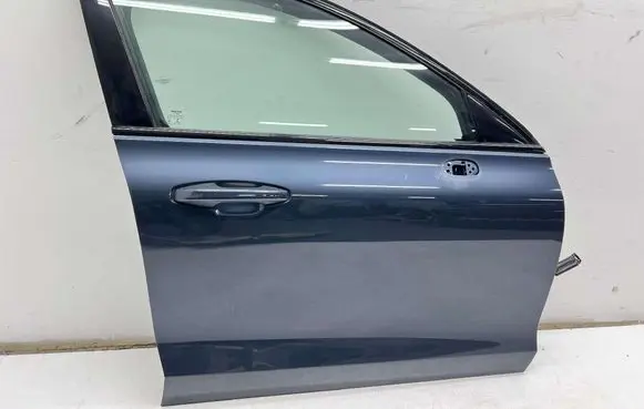 Volvo V60 Front door MMAUTKO23362