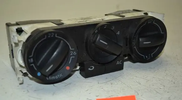 Volkswagen Polo IV 9N3 Climate control unit 6Q0820045H