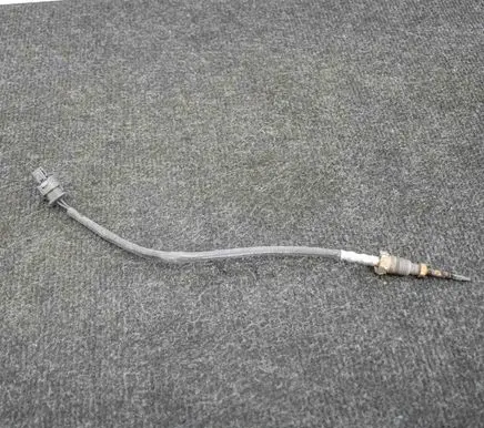 BMW 5 F10 F11 Oil temperature sensor 7805607