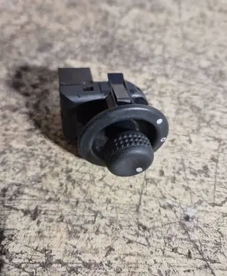 Renault Scenic I Wing mirror switch 7700847433F