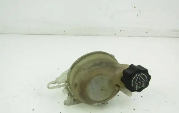 Citroen C3 Coolant expansion tank/reservoir 