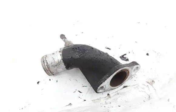 Nissan Navara D40 Engine coolant pipe/hose NOCODE