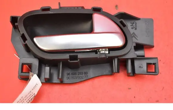 Citroen DS4 Front door interior handle 9660525380