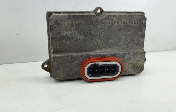 Headlight ballast module Xenon