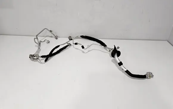 Porsche Macan (95B) Air conditioning (A/C) pipe/hose 95B260367J 95B816741D 95B260702H