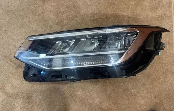 Volkswagen Tiguan Headlight/headlamp 5NB941035G LE18A6431 030111923100