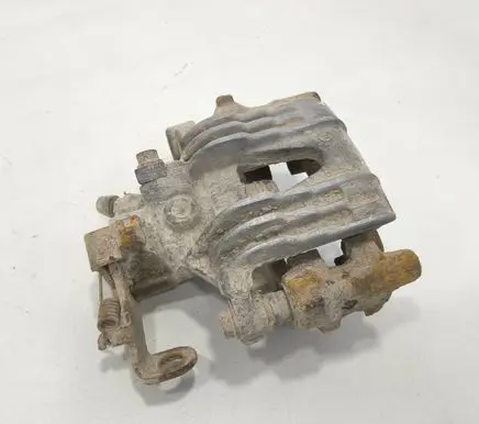 Opel Zafira A Rear brake caliper