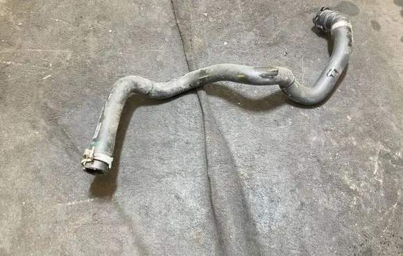 Volvo XC40 Engine coolant pipe/hose 32138728 AEY9S0223