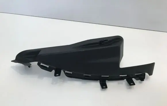 BMW 1 F40 (D) pillar trim (bottom) 7448228