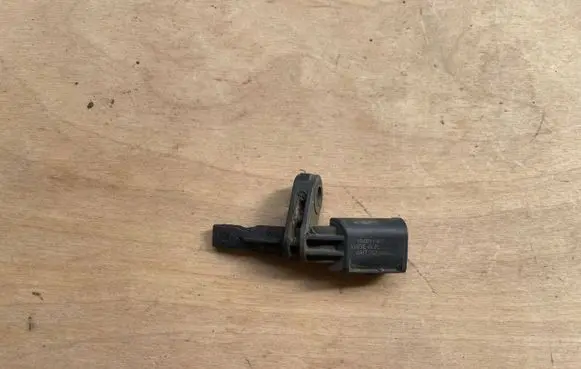 Volkswagen Crafter ABS rear brake sensor 003856C