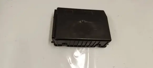 Mercedes-Benz GLE (W166 - C292) Fuse box cover A1665400180