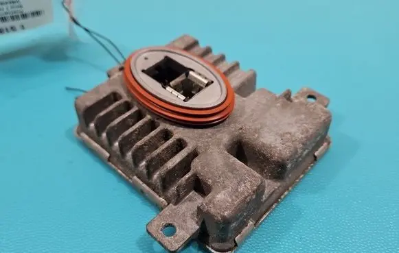 Headlight ballast module Xenon