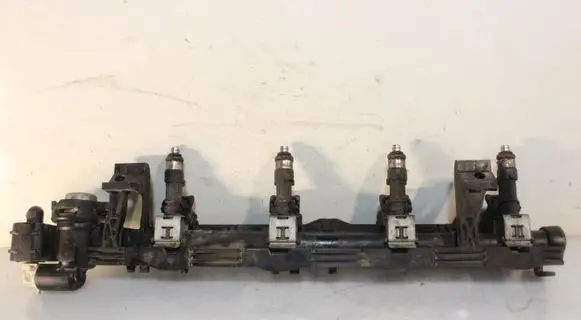 Ford Fiesta Fuel main line pipe