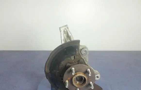 Toyota Prius+ (ZVW40) Front wheel hub spindle knuckle 