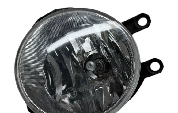 Toyota C-HR I Front fog light 90008490 8121002111 18022013