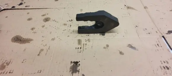 Nissan X-Trail T30 Fuel Injector clamp holder