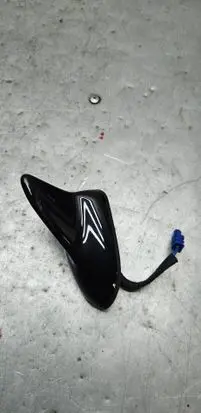 Opel Astra K Aerial GPS antenna 39240375 7410300000000K 000140640