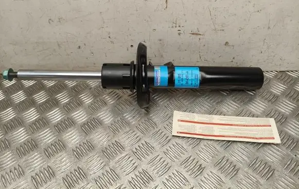 Volkswagen Golf VI Front shock absorber/damper 311013