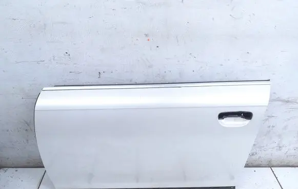 Audi A6 S6 C6 4F Front door
