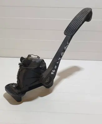 Volvo S60 Accelerator throttle pedal 30636003 6PV00853700 020403