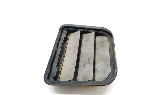 Volvo V60 Fender grill 31369380