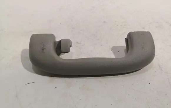 Opel Insignia A Rear interior roof grab handle