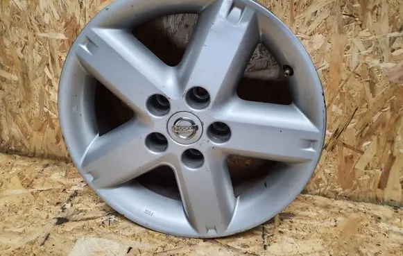 Nissan X-Trail T30 R16 alloy rim 