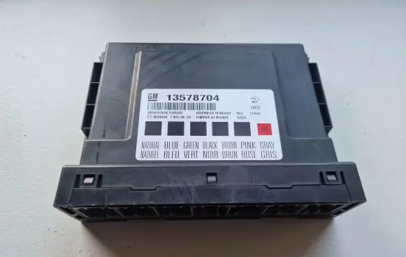 Opel Insignia A Comfort/convenience module 13578704