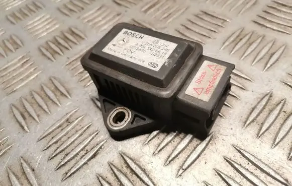 Mercedes-Benz E W211 Yaw turn rate sensor 0025426618