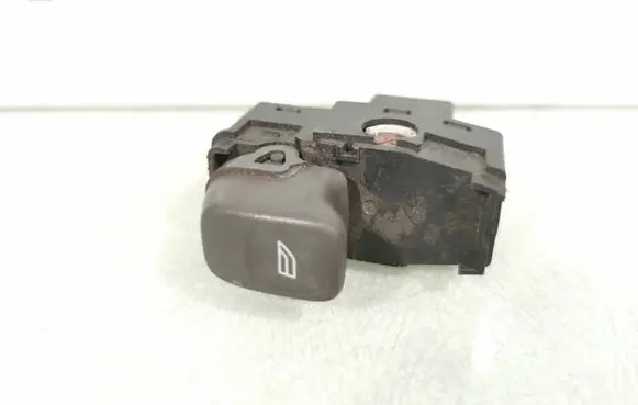 Volvo XC70 Electric window control switch 9472275 02W283