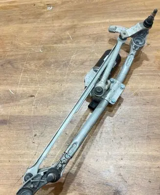 BMW 3 E90 E91 Front wiper linkage and motor 7161711