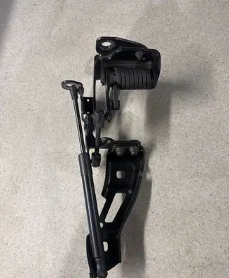 BMW 4 G22 G23 G24 G26 Tailgate/trunk/boot hinge 7497545 8495767