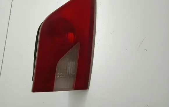 BMW X3 E83 Tailgate rear/tail lights