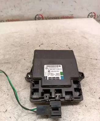 Mercedes-Benz B W245 Door control unit/module A1698207126 05072302 02044204297103
