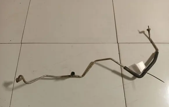Ford Mondeo MK IV Air conditioning (A/C) pipe/hose