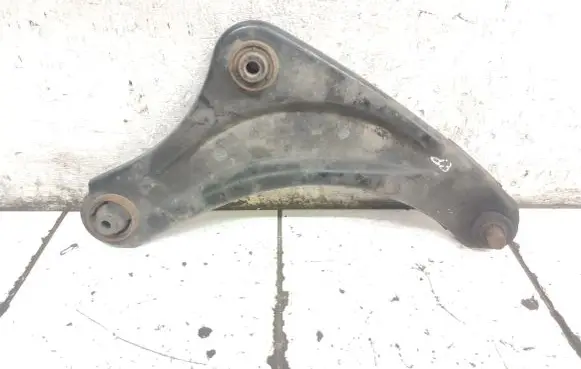 Nissan Juke I F15 Front lower control arm/wishbone D59H