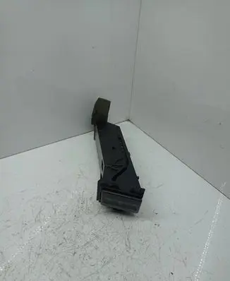 Cup holder front