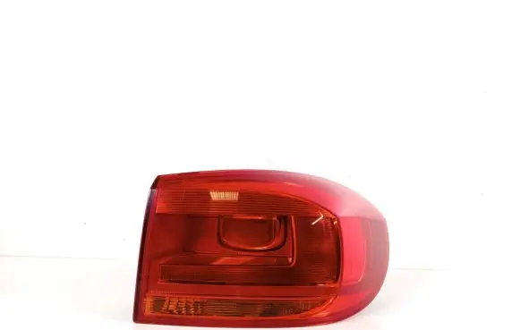 Volkswagen Tiguan Rear/tail lights 5N0945096N