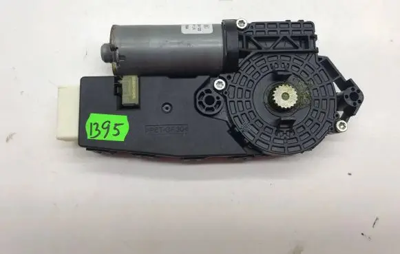 Mercedes-Benz GLC C253 Sunroof motor/actuator A2539015300 1760085A A2229029704