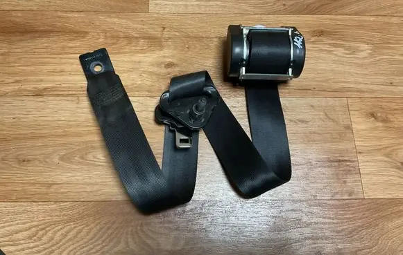 Renault Megane III Rear seatbelt 888410027R 3036531