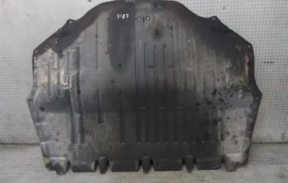 Seat Ibiza III (6L) Engine splash shield/under tray 6Q0825237P