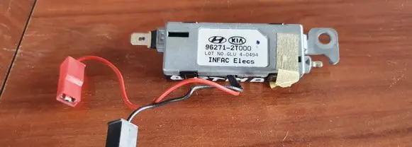 KIA Optima Aerial antenna amplifier 962712T000