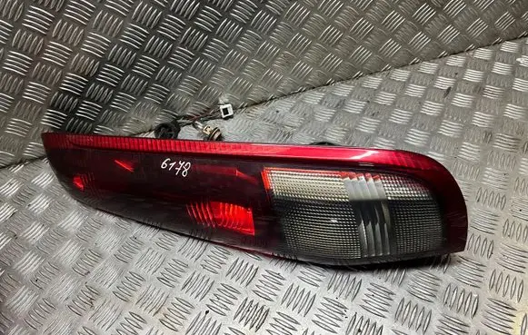 Nissan X-Trail T30 Rear/tail lights