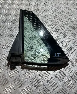 Audi Q2 - Front door window/glass (coupe) 81A845213D