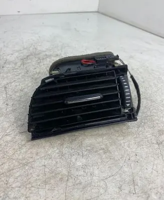 Skoda Superb B6 (3T) Dashboard side air vent grill/cover trim 3T0819701 1461148