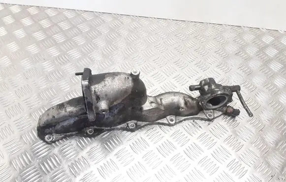 Hyundai Santa Fe Exhaust manifold
