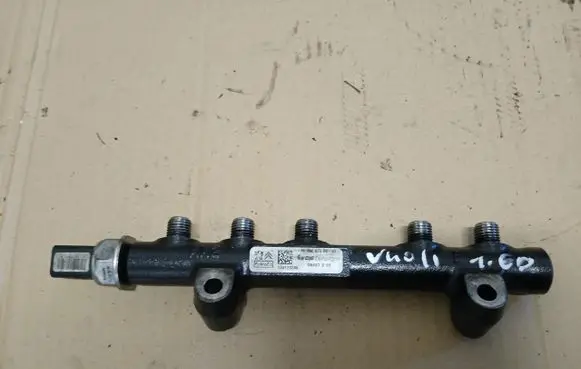 Volvo V40 Fuel pressure sensor 9670076780