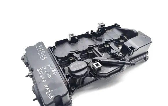 Mercedes-Benz C W203 Rocker cam cover A2710100630