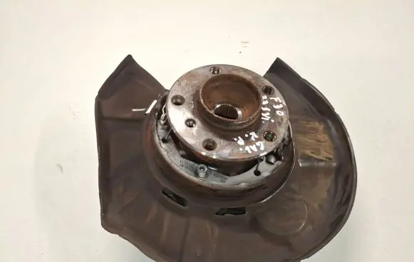 BMW 3 F30 F35 F31 Rear wheel hub 6792247