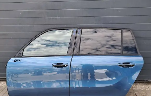 Citroen C4 Grand Picasso Front door
